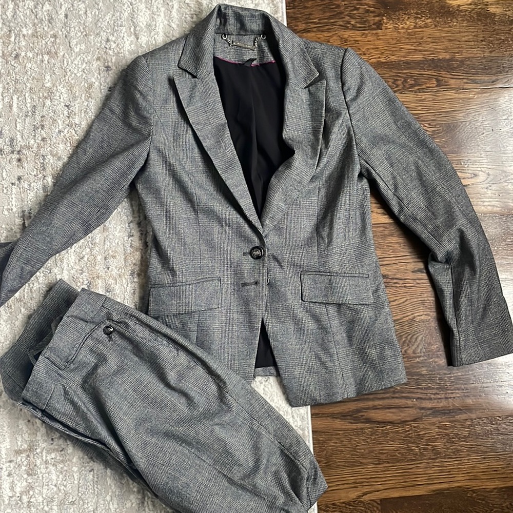 White House black market grey suit